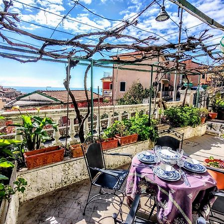-La Terrazza Nel Vigneto- Golfo Dei Poeti Tellaro Exterior foto